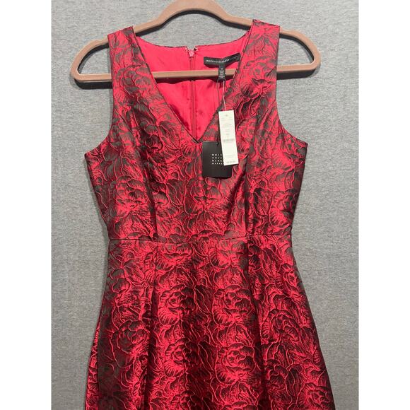 White House Black Market Red Rose Print Jacquard Fit & Flare Dress Size 2 $180 - Picture 5 of 15